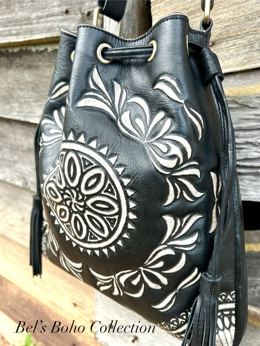 The Toriy Bucket Bag